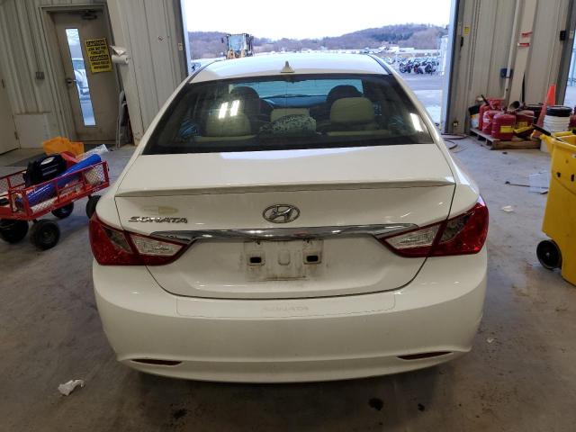 5NPEB4AC3DH658002 - 2013 HYUNDAI SONATA GLS WHITE photo 6