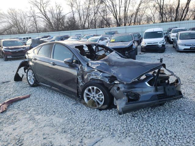 3FA6P0HDXLR162712 - 2020 FORD FUSION SE GRAY photo 4