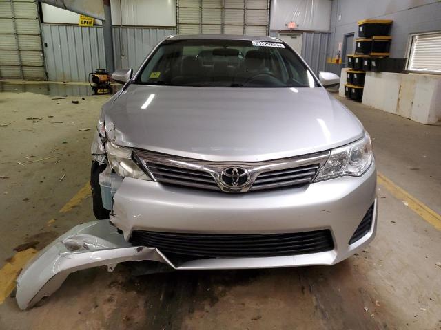4T4BF1FK7CR180842 - 2012 TOYOTA CAMRY BASE SILVER photo 5