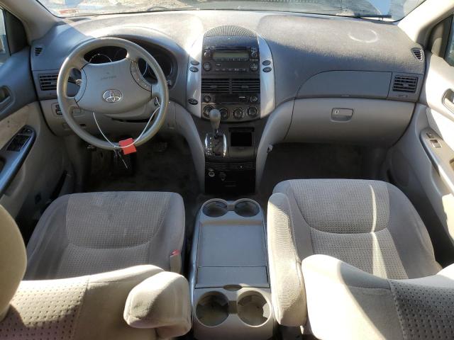 5TDZK23C37S031379 - 2007 TOYOTA SIENNA CE SILVER photo 8