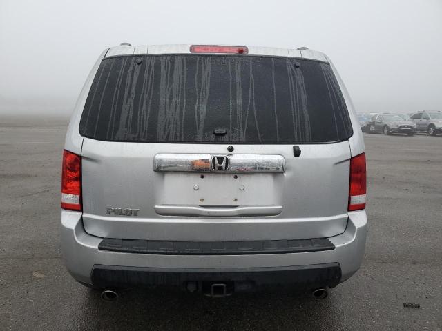 5FNYF3H48BB003128 - 2011 HONDA PILOT EX SILVER photo 6