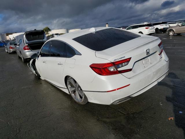 1HGCV2F93LA026978 - 2020 HONDA ACCORD TOURING WHITE photo 2