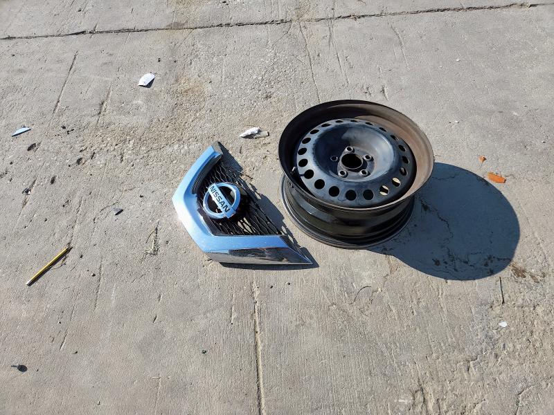 KNMAT2MT0FP546986 - 2015 NISSAN ROGUE S ბურგუნდია ფოტო 13