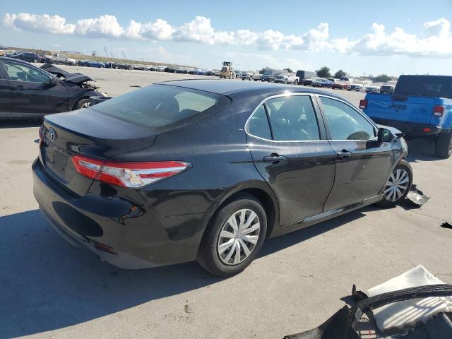 4T1B11HK6JU615496 - 2018 TOYOTA CAMRY L შავი ფოტო 3