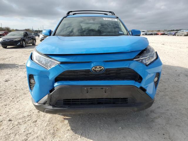 JTMC1RFV6KD009914 - 2019 TOYOTA RAV4 XLE PREMIUM BLUE photo 5