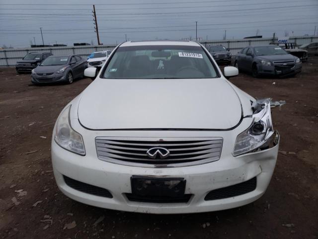 JNKBV61F58M279724 - 2008 INFINITI G35 WHITE photo 5