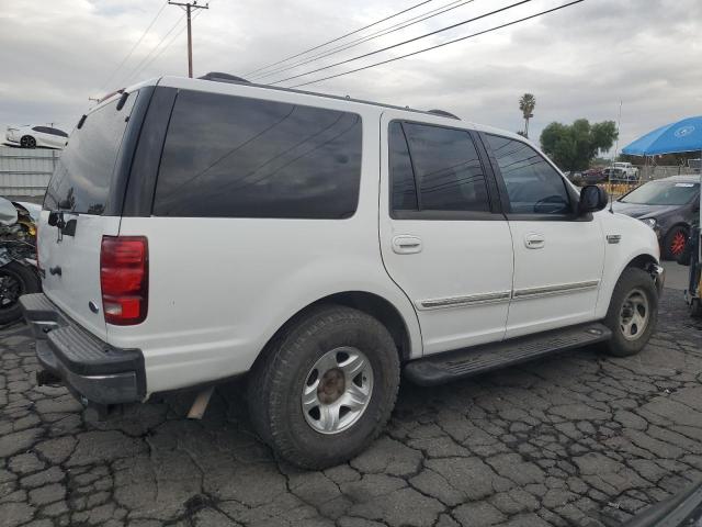 1FMRU17LXWLC49023 - 1998 FORD EXPEDITION WHITE photo 3