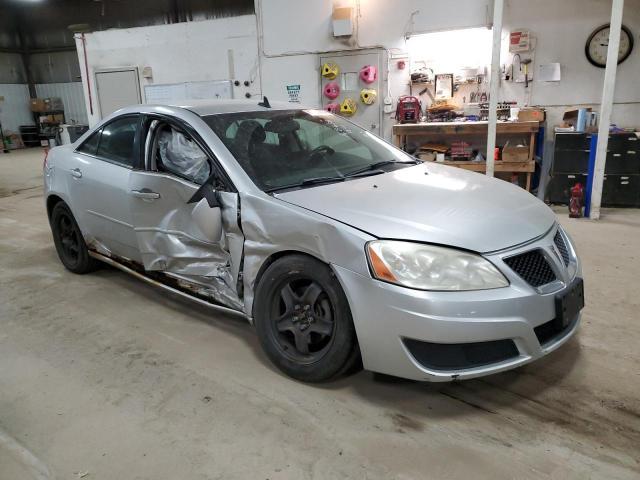 1G2ZA5E00A4117103 - 2010 PONTIAC G6 SILVER photo 4