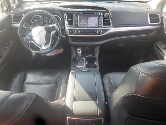 5TDJKRFH5GS300964 - 2016 TOYOTA HIGHLANDER XLE თეთრი ფოტო 8