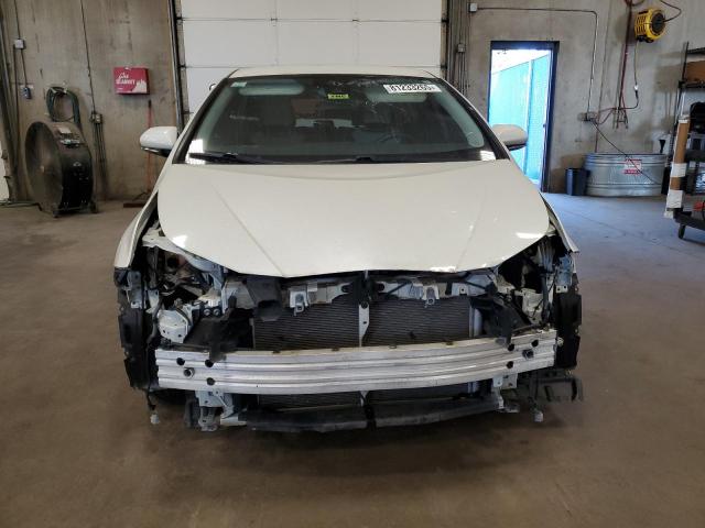 JTDKARFU8G3021854 - 2016 TOYOTA PRIUS WHITE photo 5