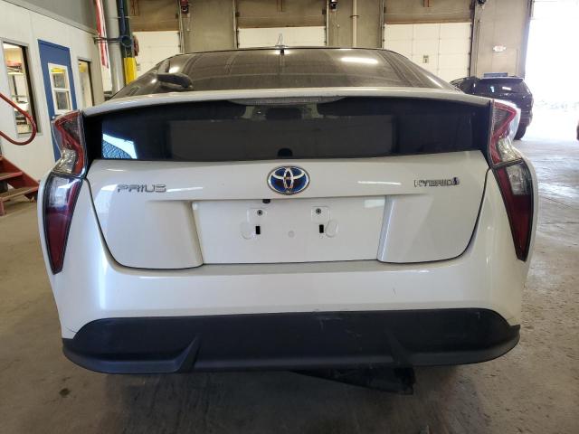 JTDKARFU8G3021854 - 2016 TOYOTA PRIUS WHITE photo 6