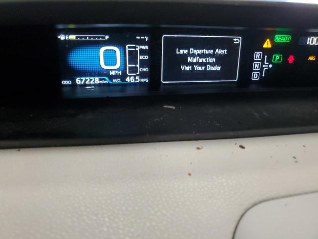 JTDKARFU8G3021854 - 2016 TOYOTA PRIUS WHITE photo 9