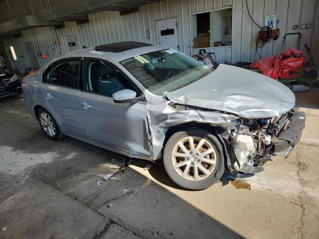 3VWDX7AJ0CM380386 - 2012 VOLKSWAGEN JETTA SE SILVER photo 4