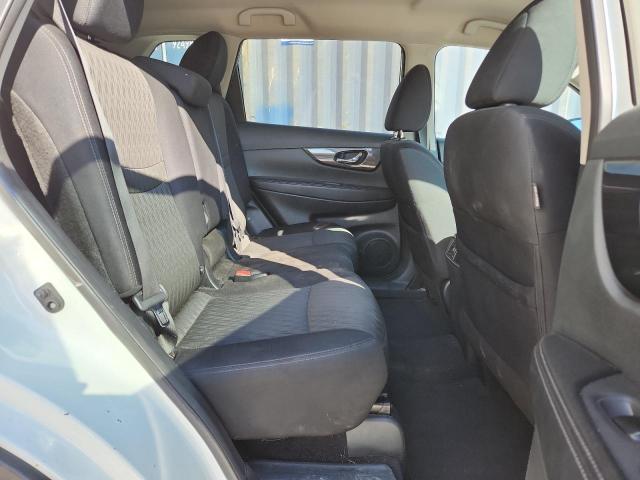 5N1AT2MV5JC757839 - 2018 NISSAN ROGUE S 白色 照片 11