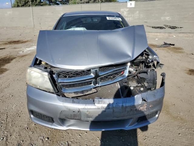 1C3CDZAB3DN658527 - 2013 DODGE AVENGER SE Сріблястий фото 5