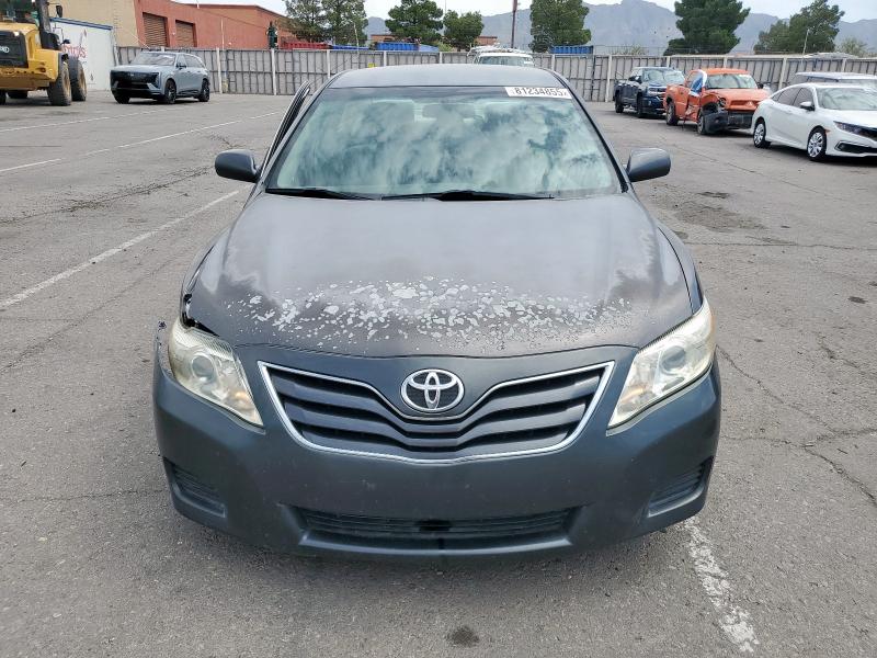 4T4BF3EK3BR217459 - 2011 TOYOTA CAMRY BASE CHARCOAL photo 5