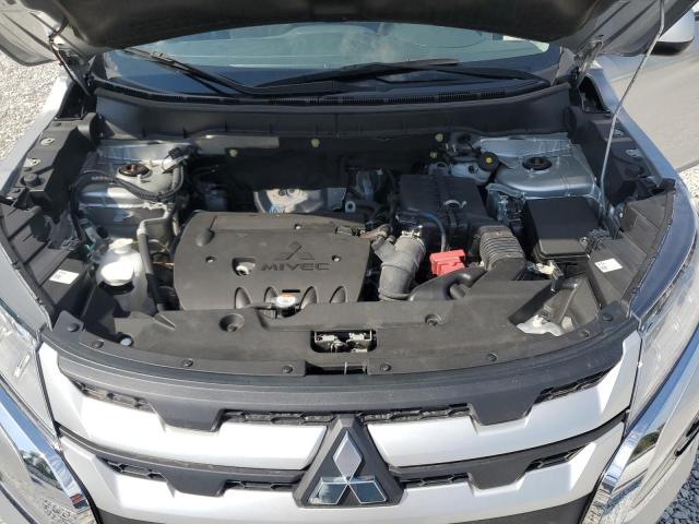 JA4APUAUXNU020372 - 2022 MITSUBISHI OUTLANDER ES SILVER photo 12