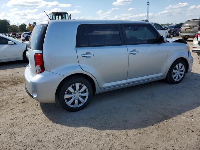 JTLZE4FE2FJ070304 - 2015 TOYOTA SCION XB Silber Foto 3