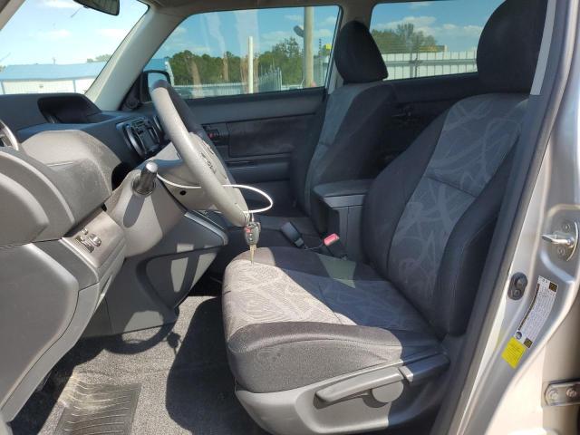 JTLZE4FE2FJ070304 - 2015 TOYOTA SCION XB Silber Foto 7