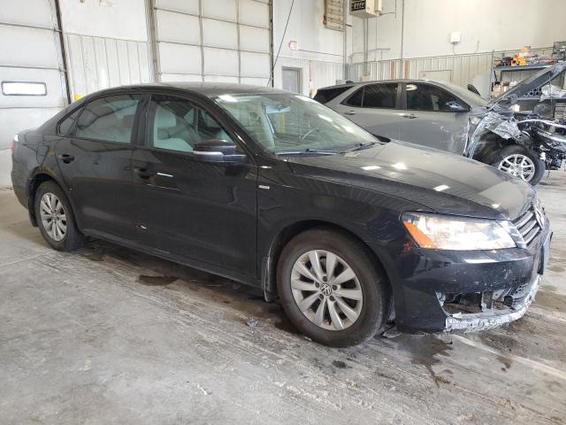 1VWAS7A3XFC062736 - 2015 VOLKSWAGEN PASSAT S BLACK photo 4