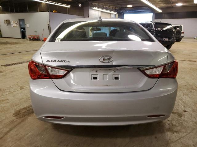 5NPEB4AC8DH791578 - 2013 HYUNDAI SONATA GLS SILVER photo 6