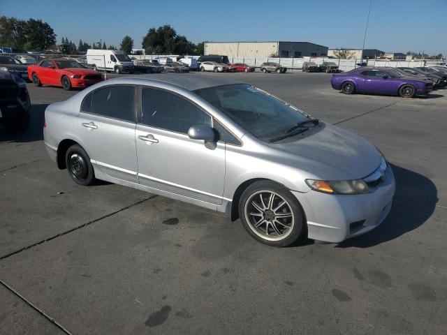 2HGFA16579H316327 - 2009 HONDA CIVIC LX GRAY photo 4