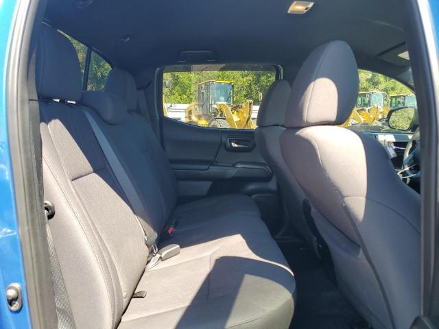 5TFAZ5CN9HX024749 - 2017 TOYOTA TACOMA DOUBLE CAB Niebieski zdjęcie 10