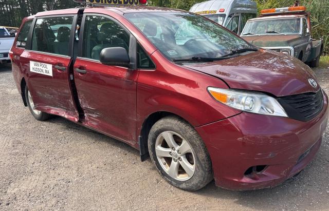 2015 TOYOTA SIENNA, 