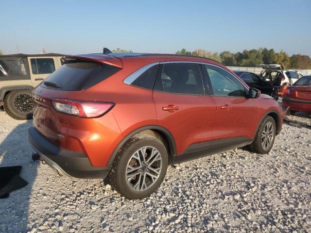 1FMCU9H99LUA30938 - 2020 FORD ESCAPE SEL ORANGE photo 3