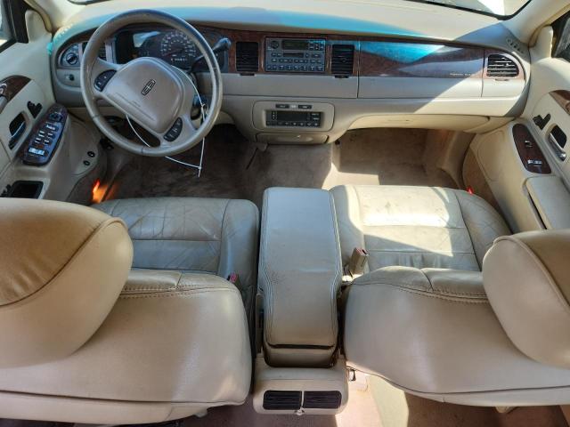1LNHM81W22Y661411 - 2002 LINCOLN TOWN CAR EXECUTIVE 金色 照片 8