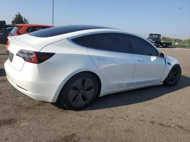 5YJ3E1EAXKF483703 - 2019 TESLA MODEL 3 Blanco foto 3