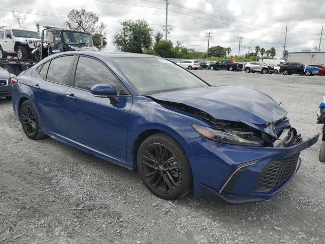 4T1DAACK5SU166488 - 2025 TOYOTA CAMRY XSE BLUE photo 4