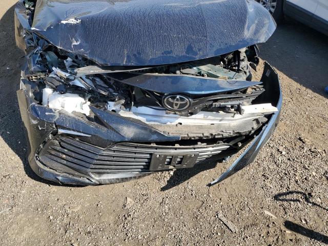 4T1F11BK8MU037982 - 2021 TOYOTA CAMRY XLE BLUE photo 12