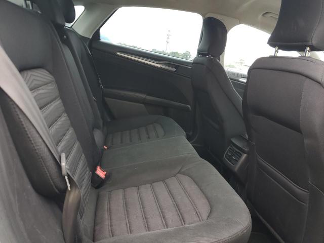 3FA6P0H70GR283118 - 2016 FORD FUSION SE 白色 照片 10