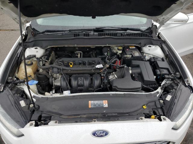 3FA6P0H70GR283118 - 2016 FORD FUSION SE 白色 照片 11