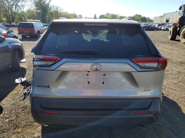 2T3F1RFV7KW025958 - 2019 TOYOTA RAV4 LE Gümüş foto 6