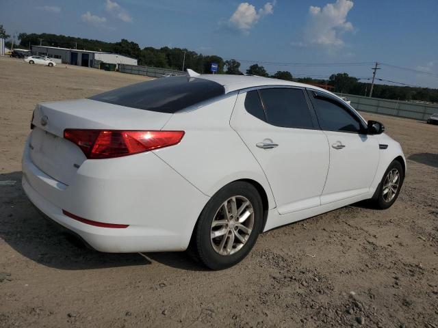 5XXGM4A77DG175565 - 2013 KIA OPTIMA LX WHITE photo 3