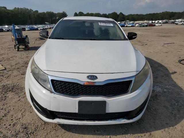 5XXGM4A77DG175565 - 2013 KIA OPTIMA LX WHITE photo 5