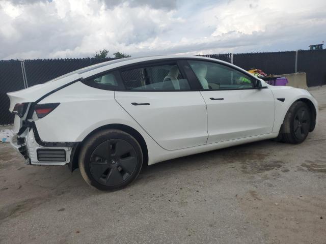 5YJ3E1EA1PF582840 - 2023 TESLA MODEL 3 თეთრი ფოტო 3