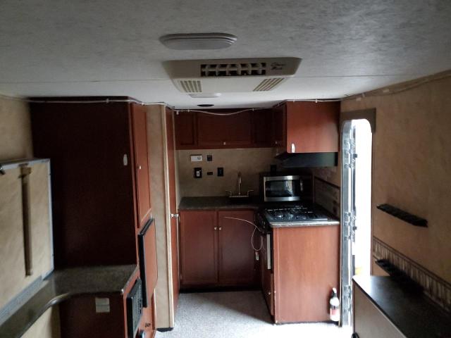 5ZT2CWGC4F5106481 - 2015 COACH CLIPPER WHITE photo 5