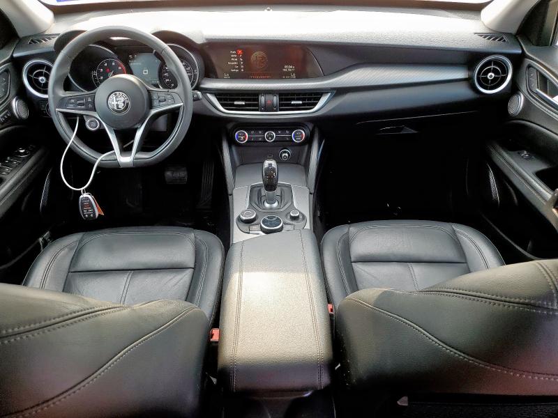 ZASFAKBN5J7B64131 - 2018 ALFA ROMEO STELVIO TI RED photo 8