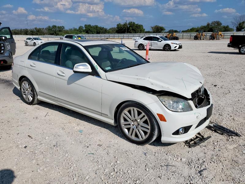 WDDGF81X18F090264 - 2008 MERCEDES-BENZ C 300 4MATIC WHITE photo 4
