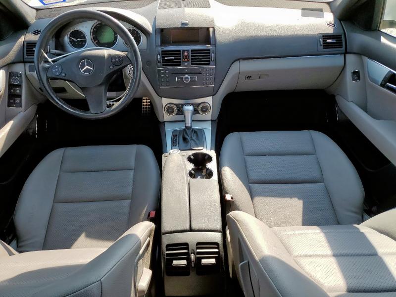 WDDGF81X18F090264 - 2008 MERCEDES-BENZ C 300 4MATIC WHITE photo 8