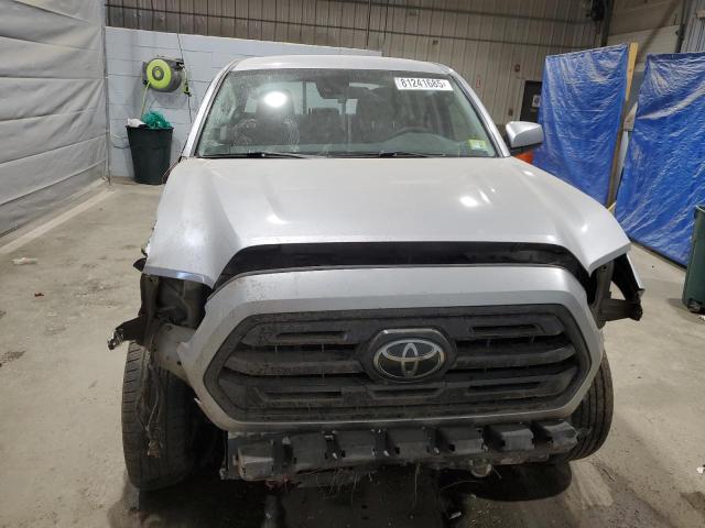 5TFCZ5AN8JX124973 - 2018 TOYOTA TACOMA DOUBLE CAB SILVER photo 5