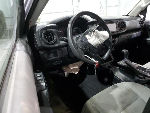 5TFCZ5AN8JX124973 - 2018 TOYOTA TACOMA DOUBLE CAB SILVER photo 8