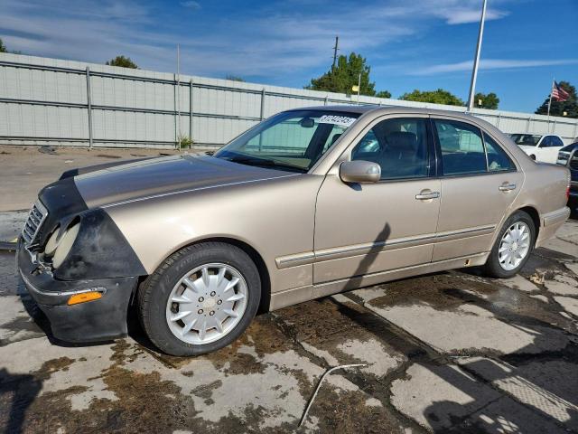 2001 MERCEDES-BENZ E 320, 