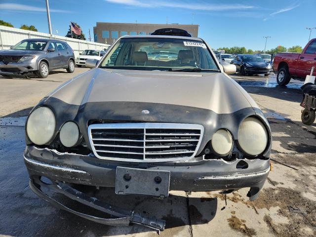 WDBJF65J21B301428 - 2001 MERCEDES-BENZ E 320 أسمر صورة 5