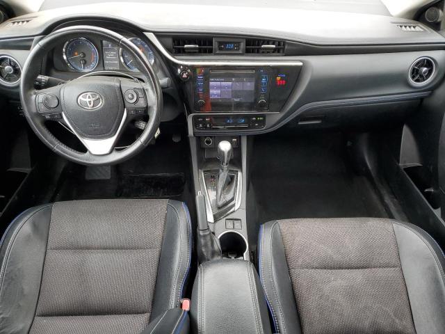 2T1BURHE0JC044380 - 2018 TOYOTA COROLLA L ლურჯი ფოტო 8