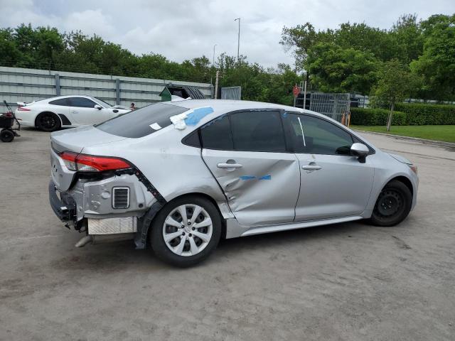 JTDEPMAE6NJ210672 - 2022 TOYOTA COROLLA LE SILVER photo 3