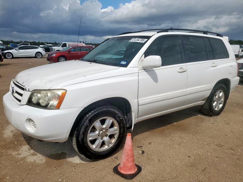 2002 TOYOTA HIGHLANDER, 